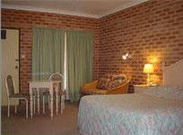 Country Gardens Motor Inn - Accommodation NT 1