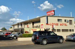 A & A Lodge Motel - Accommodation NT 0