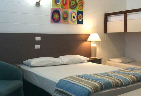 Moffat Beach Motel Caloundra - Accommodation NT 2