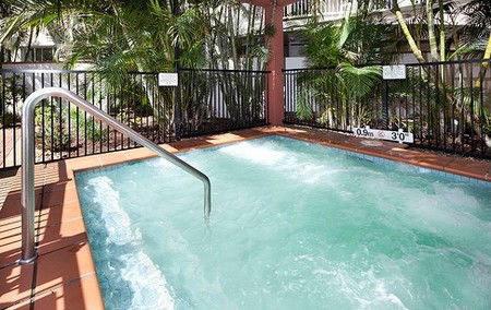 Australis Sovereign Hotel - Accommodation NT 5