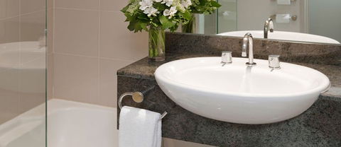 Rydges Melbourne - Accommodation NT 2