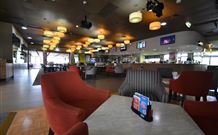 The Oaks Hotel Motel - Albion Park Rail - Accommodation NT 0