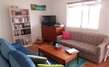Finchley Bed And Breakfast - NT Tourism 0