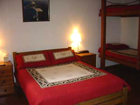 Port Stephens YHA - Accommodation NT 3