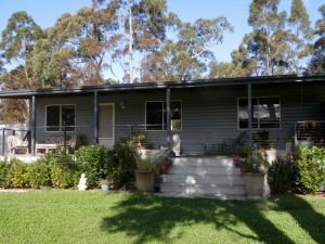 Finchley Bed And Breakfast - NT Tourism 8
