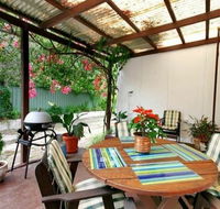 Pass and Pause Holiday Bed and Breakfast Accommodation - Accommodation NT