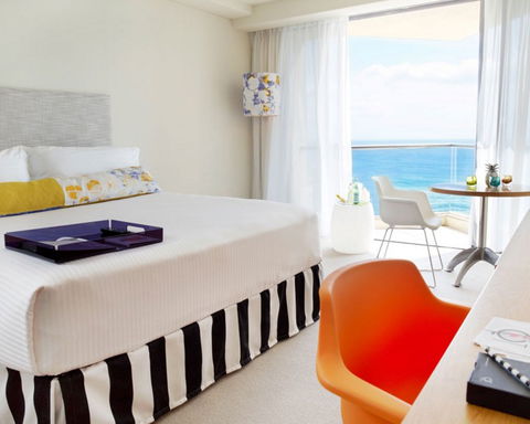 QT Gold Coast - Accommodation NT 2