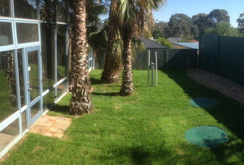 McLaren Vale Backpackers - NT Tourism 6