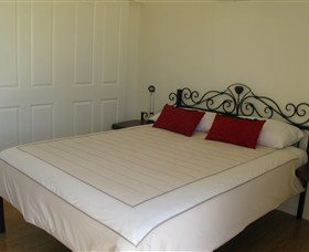Rubyvale Gem Gallery Apartments - Accommodation NT 2