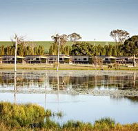 Lake Redbrook Holiday Retreat - Accommodation NT