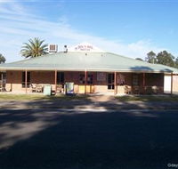 Dog N Bull - Accommodation NT