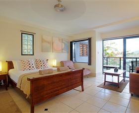 At Waterfront Whitsunday Retreat - Accommodation NT 3