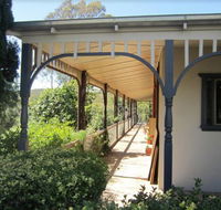 The Grande Hotel and Restaurant - Accommodation NT