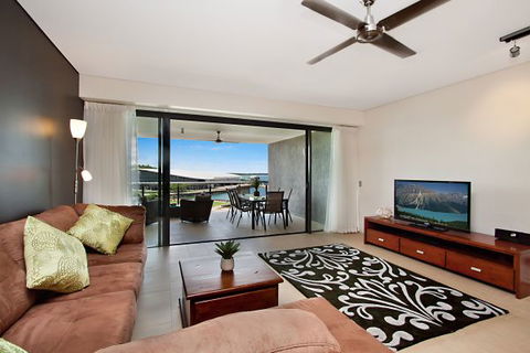 Akuna Waterfront - Accommodation NT 7