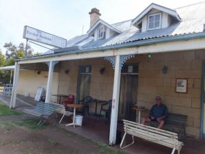 Marshall McMahon Inn - Accommodation NT 0
