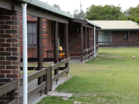 RTBU Holiday Park - Accommodation NT 2
