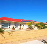 Christies Cottage for holidays and relocations. - Accommodation NT