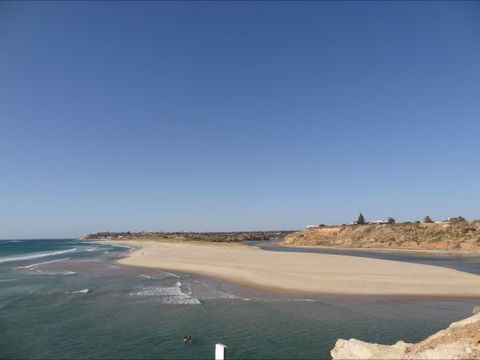 Christies Cottage For Holidays And Relocations. - Accommodation NT 6