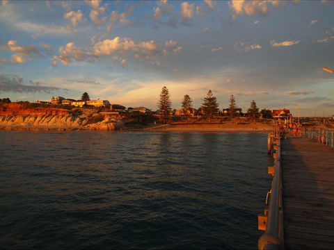 Christies Cottage For Holidays And Relocations. - Accommodation NT 19