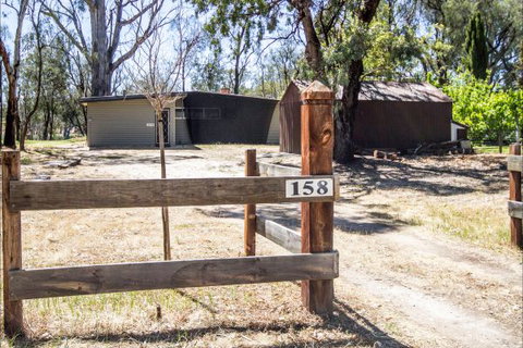 River Shack Rentals - Living The Dream - Accommodation NT 105