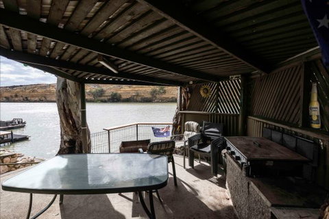 River Shack Rentals - Living The Dream - Accommodation NT 38