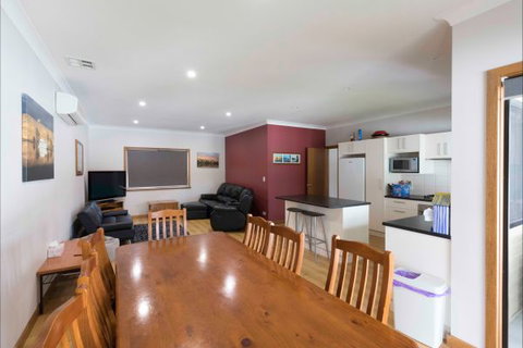 River Shack Rentals - Living The Dream - Accommodation NT 40