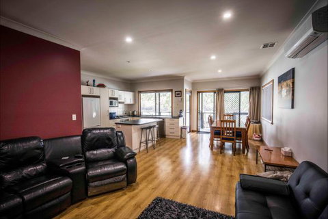 River Shack Rentals - Living The Dream - Accommodation NT 41