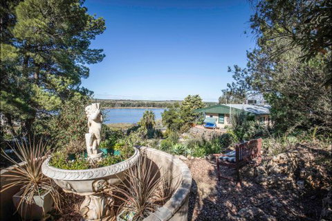 River Shack Rentals - Living The Dream - Accommodation NT 68