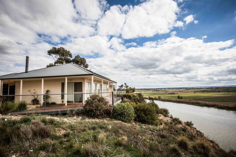 River Shack Rentals - Living The Dream - Accommodation NT 27
