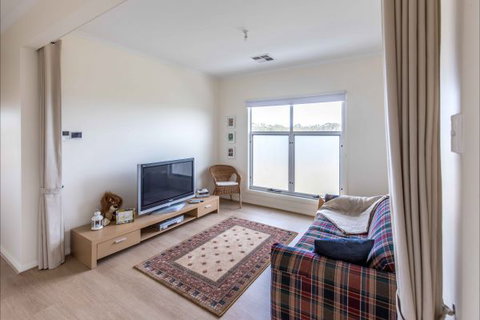 River Shack Rentals - Living The Dream - Accommodation NT 115