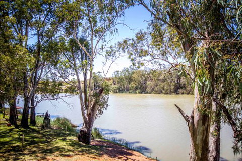 River Shack Rentals - Living The Dream - Accommodation NT 82