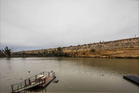 River Shack Rentals - Living The Dream - Accommodation NT 75