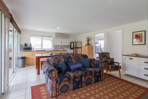 River Shack Rentals - Living The Dream - Accommodation NT 11