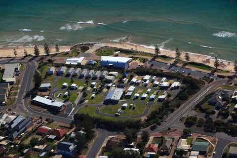 Christies Beach Tourist Park - Accommodation NT 1