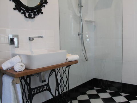 Greenlee Cottages - Accommodation NT 3