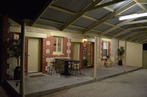 Two Cow Cottage Bed And Breakfast - Accommodation NT 3