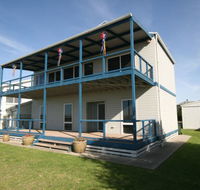 LJ Hooker Goolwa Holiday Rentals - 25 Barrage Road Goolwa South - Accommodation NT