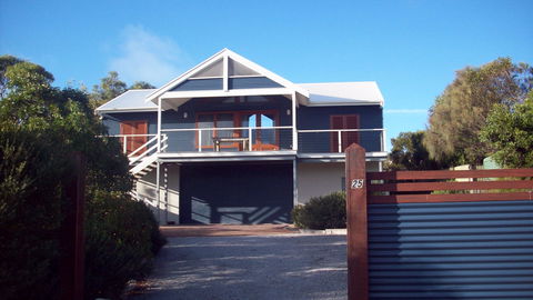 Top Deck Marion Bay - Accommodation NT 0