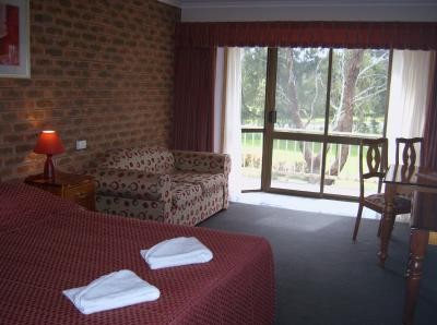 Hume Country Motor Inn - Accommodation NT 3