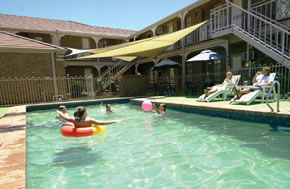 City Colonial Motor Inn - Accommodation NT 0