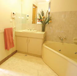 City Colonial Motor Inn - Accommodation NT 1