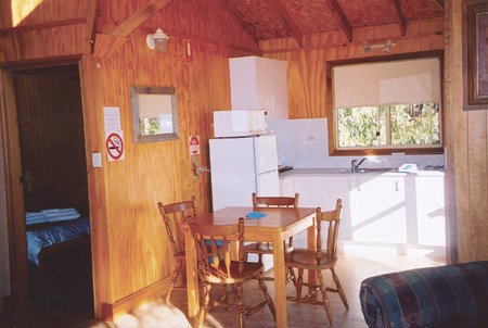 Canobolas Mountain Cabins - Accommodation NT 3