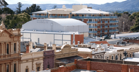 Majestic Roof Garden Hotel - Accommodation NT 1