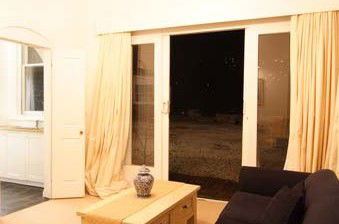 Amberley House - Accommodation NT 1