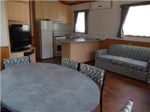 Victor Harbour Holiday & Cabin Park - Accommodation NT 1