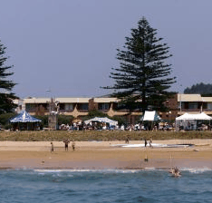 Beachfront Voyager Motor Inn - Accommodation NT 0