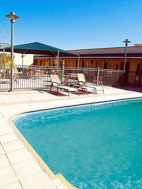 Best Western Crystal Inn - Accommodation NT 2