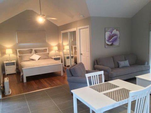 High Peaks Cottages - Accommodation NT 1
