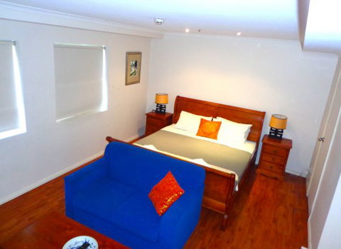 Regency Apartments - Accommodation NT 2