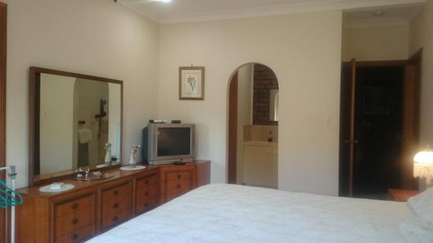 Gaerwood Bed Breakfast - Accommodation NT 2